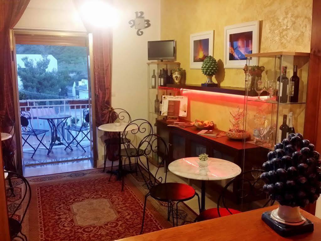 B&B Triskeles Giardini Naxos Exteriér fotografie